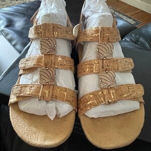 Vionic Amber Women's Fully Adjustable Slide Sandal Orthaheel Gold Cork Size 6.5